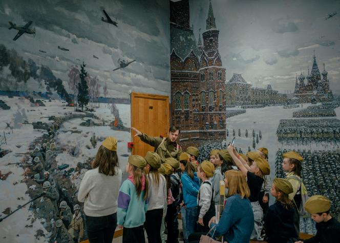 Schoolchildren visit Moscow's Victory Museum on February 16, 2023.